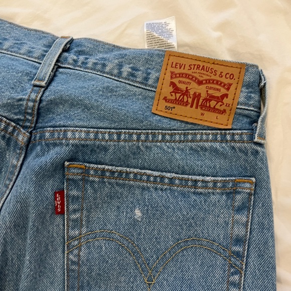 Levi’s 501 size 28x26 - Picture 5 of 5